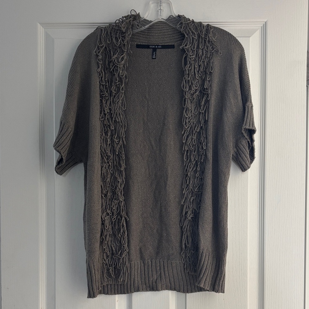 Mac & Jac Gray Knit Sweater